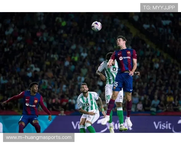 贝蒂斯门将神勇,连续扑出巴萨必进射门 贝蒂斯门将神勇,连续扑出巴萨必进射门